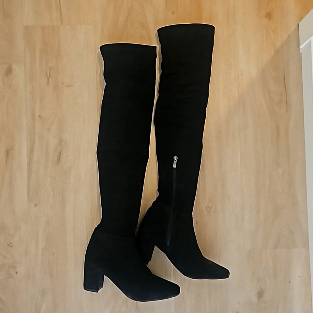 Vintage Faux Suede Thigh High Boots *SIZE 6-6.5*